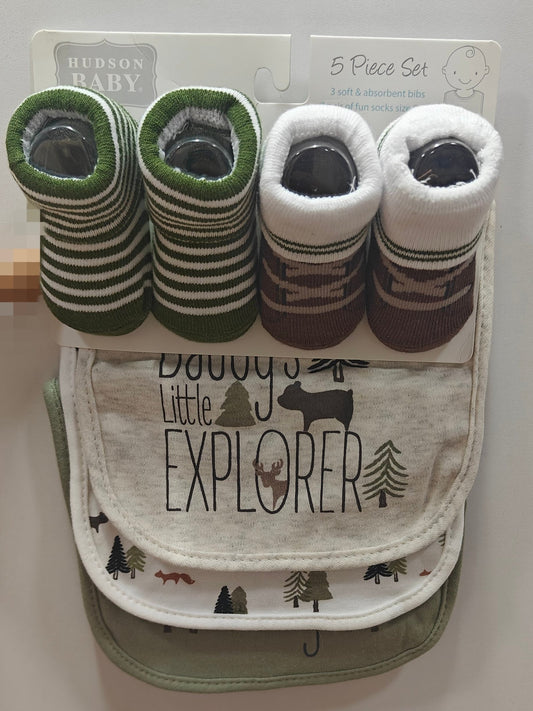 Cotton Bibs With Socks